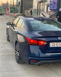 نيسان ألتيما